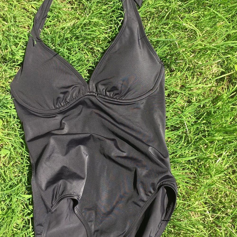 Bathing suit